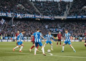 Sepak Bola Modern: Perubahan Gaya Bermain Dan Analisis Data