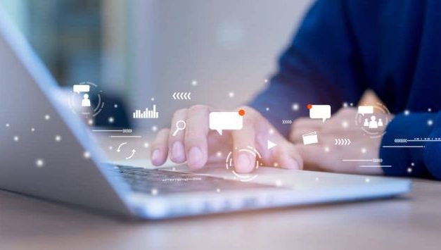 Manfaat Teknologi Digital Untuk Dunia Pendidikan Dan Kerja