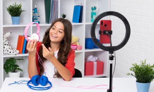 Tren Influencer Marketing Di Era Digital