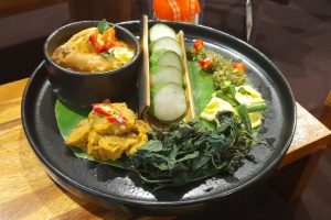 Makanan Tradisional Indonesia Yang Tetap Populer Di Era Modern
