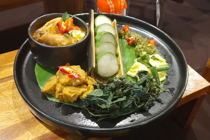 Makanan Tradisional Indonesia Yang Tetap Populer Di Era Modern