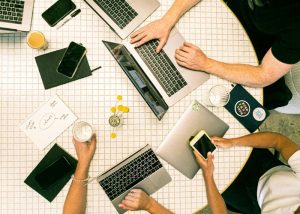Revolusi Digital Yang Mengubah Cara Masyarakat