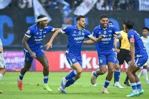 Persaingan Klub Semakin Ketat Dalam Kompetisi Sepak Bola