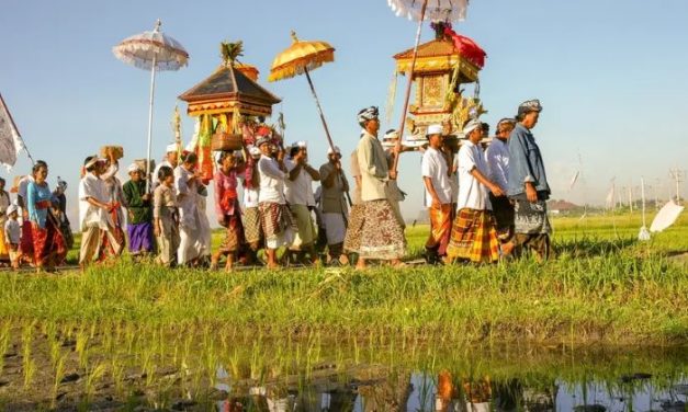 Tradisi Masyarakat Menjadi Warisan Berharga Generasi