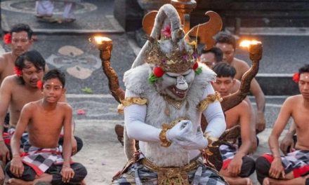 Warisan Budaya Lokal Terus Dikenalkan Kepada Generasi Muda